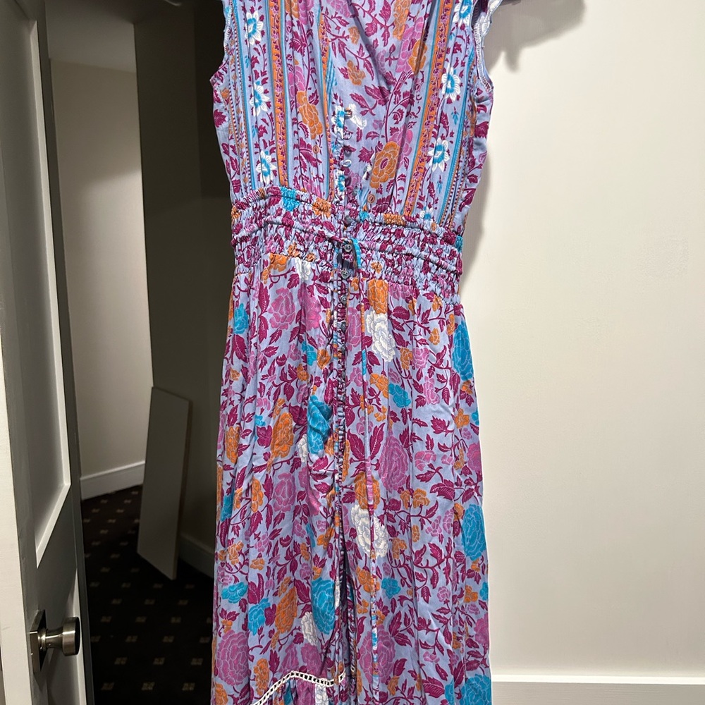Corrina midi dress by sea lustre. Beautiful floral sundress. Worn once. Size xs